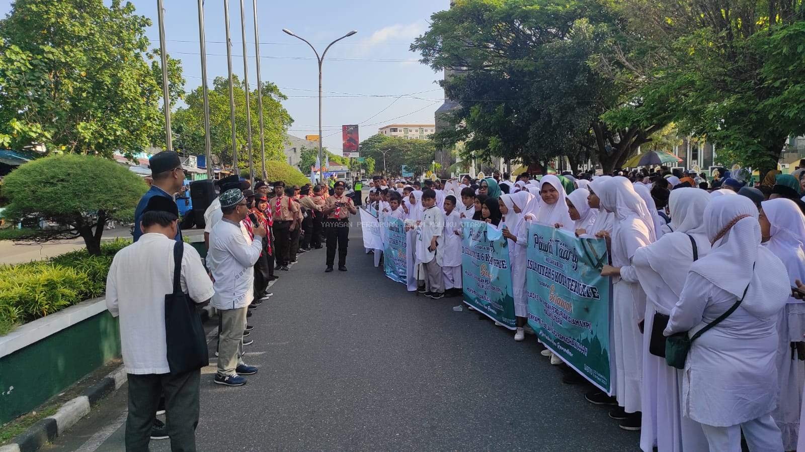 Pawai Ta'aruf Yayasan Perguruan Islam Maluku Utara