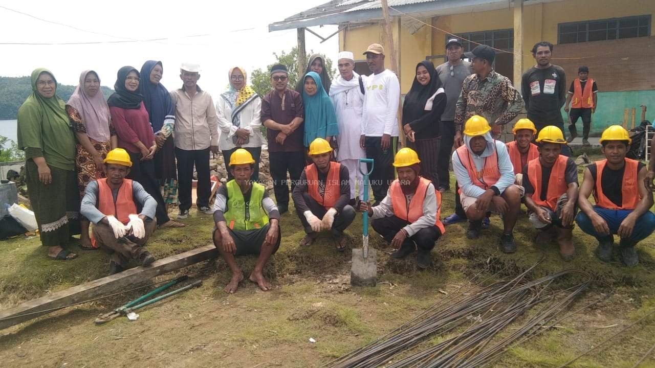 Peletakan Batu Pertama Revitalisasi SMP Islam Dagasuli Loloda 