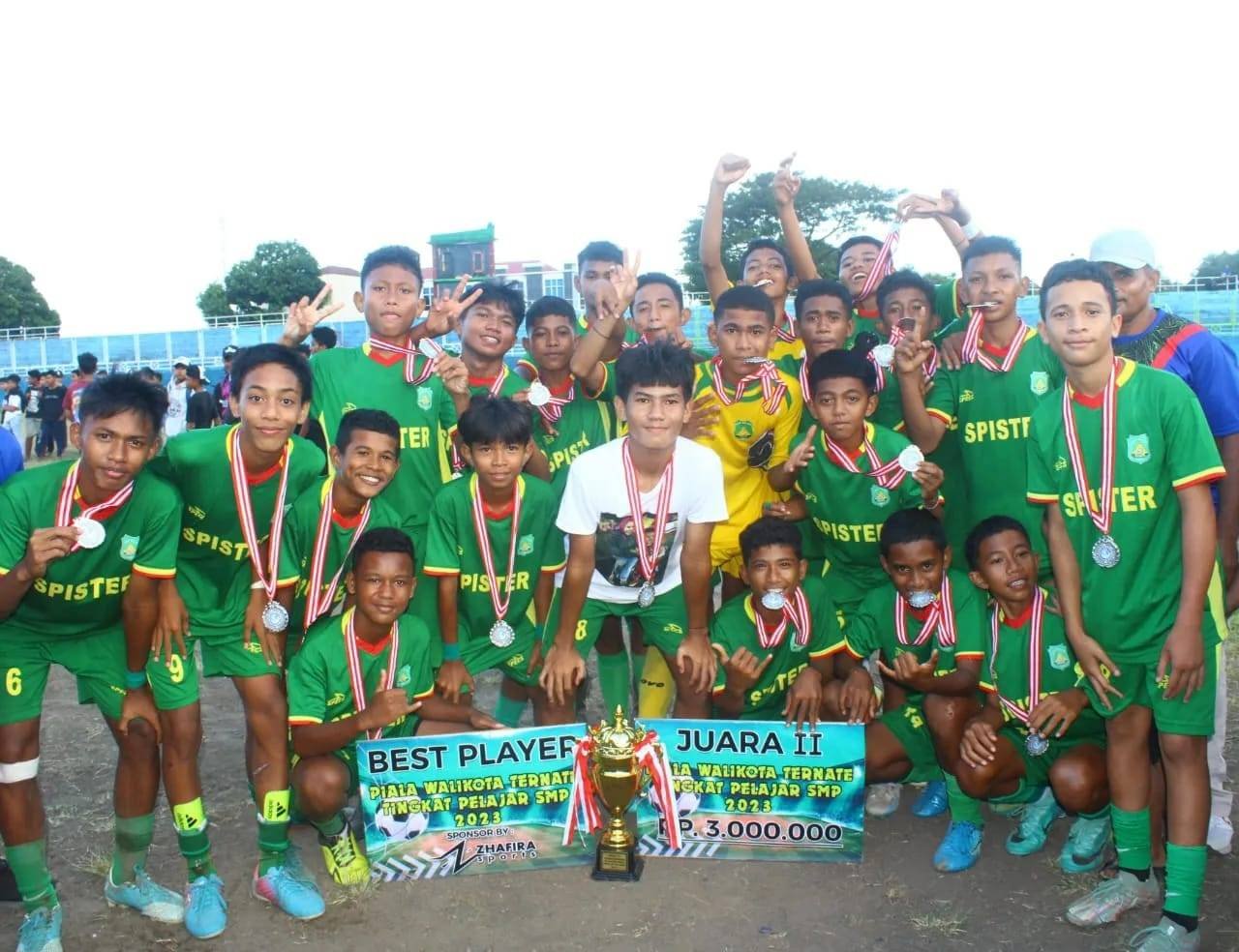 Juara II Kejuaraan Sepakbola Tingkat SMP Piala Walikota Ternate